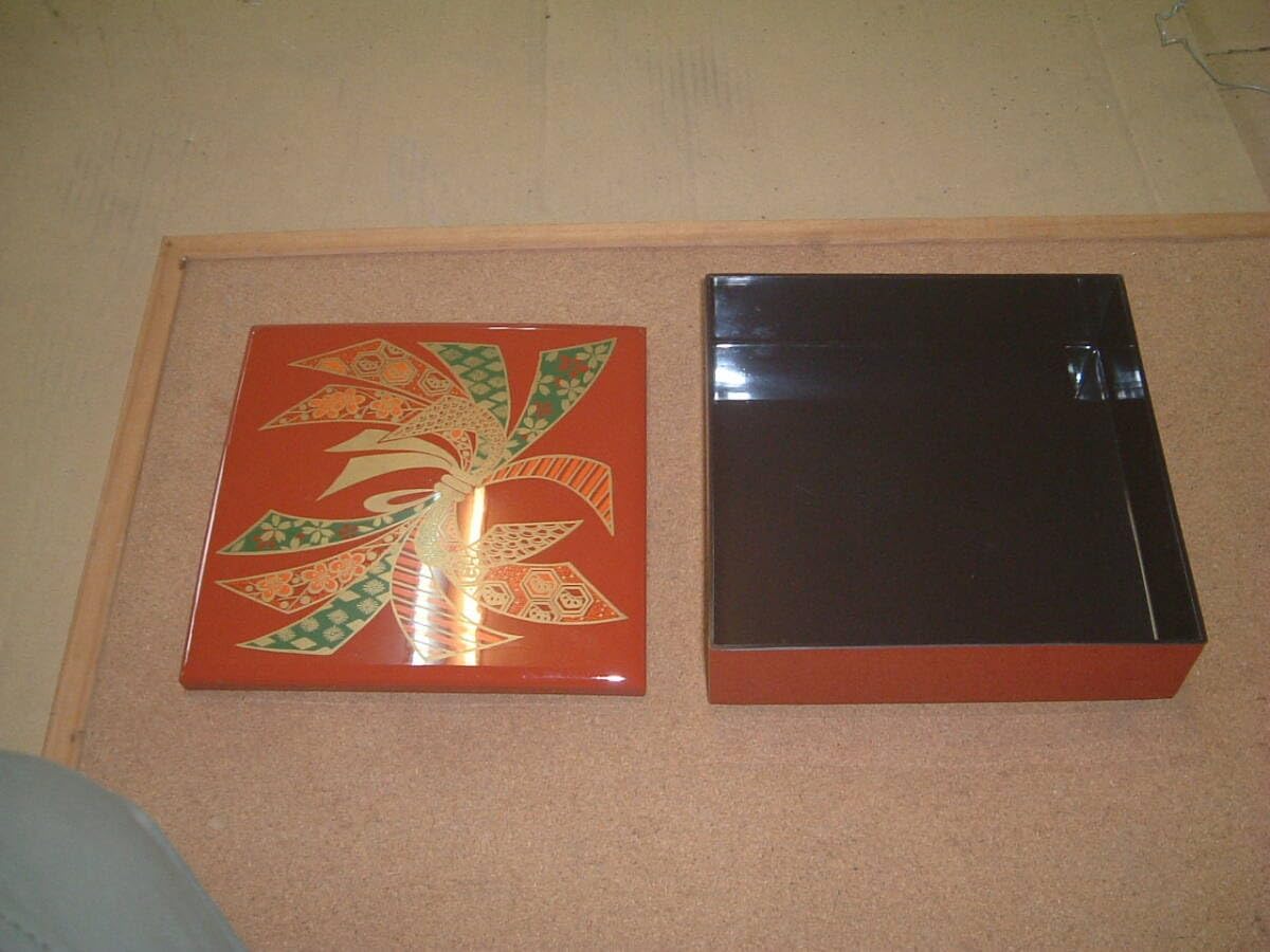 漆塗り重箱 赤い花模様 2段式 輪島塗 重箱 2個セット 昭和レトロ